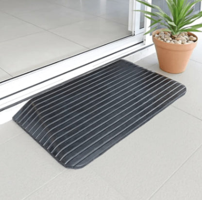 Solid Rubber Wheelchair Threshold Door Ramp With Winged Edges